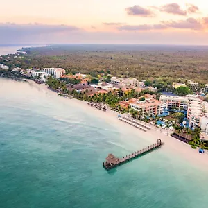 **** Resort Secrets Aura - Adults Only Messico
