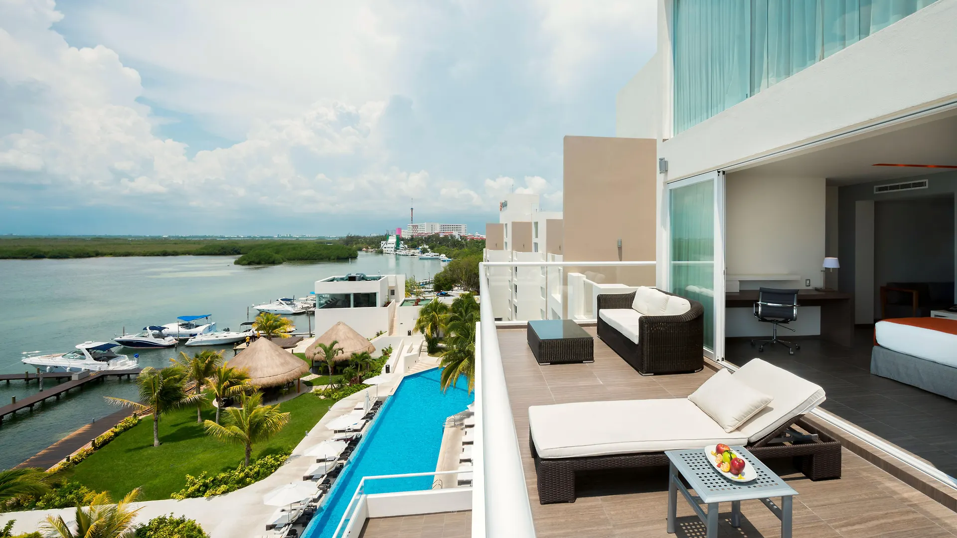 Real Inn Cancun Otel