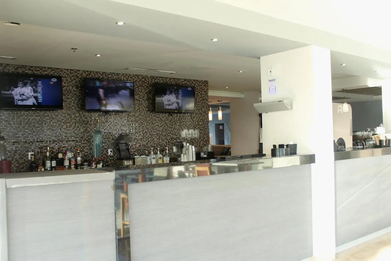 Real Inn Cancún