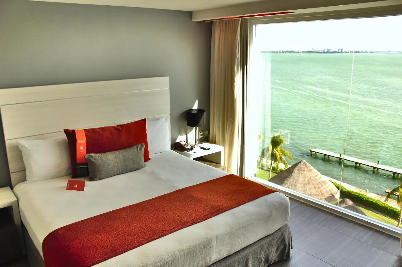 **** Hotel Real Inn Cancún Mexiko
