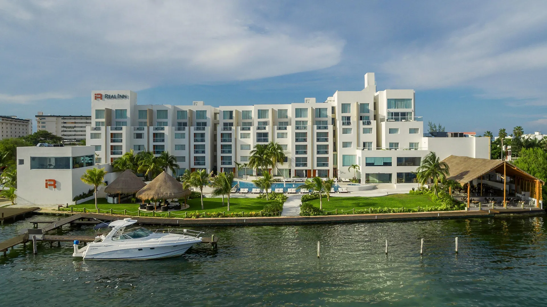 Real Inn Cancún
