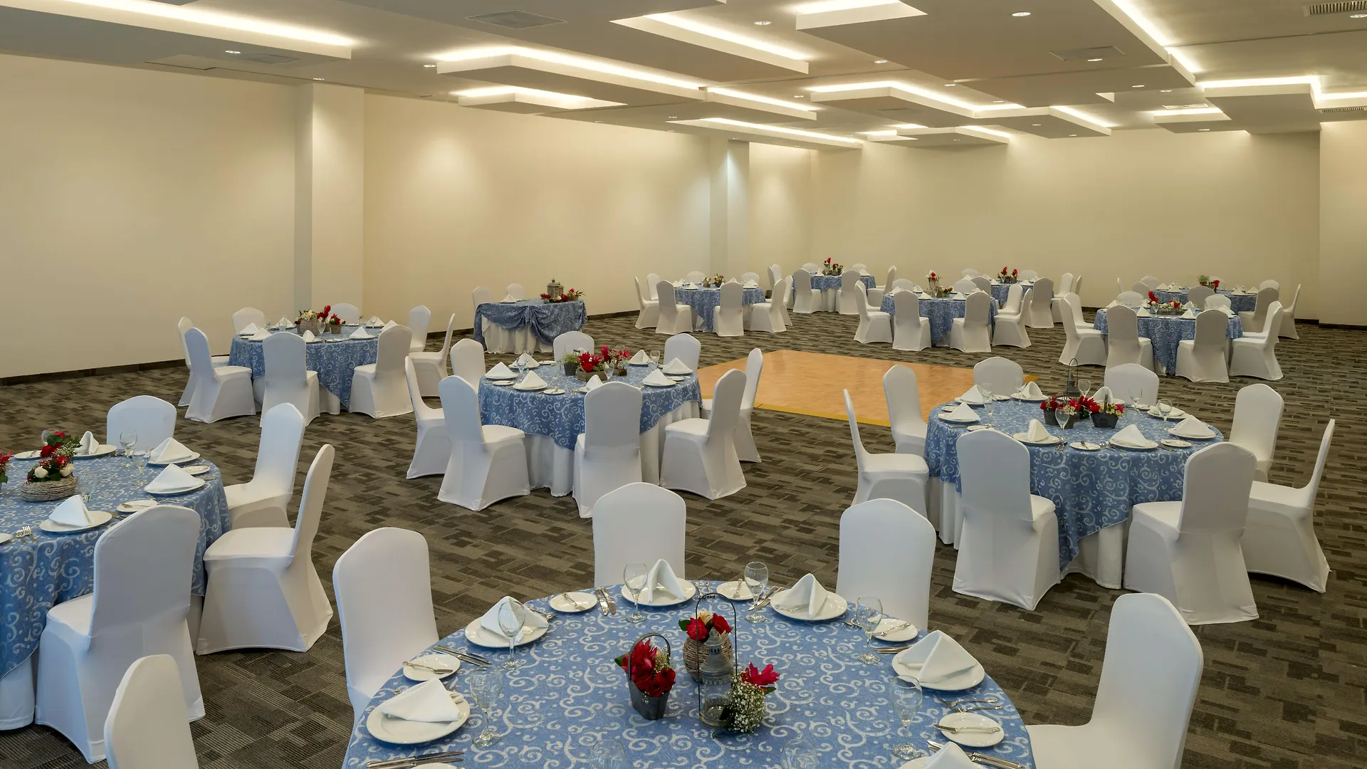 **** Hotel Real Inn Cancún Mexiko