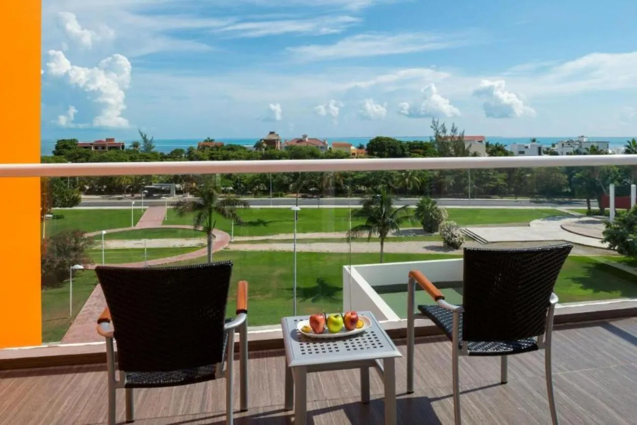 Hotel Real Inn Cancún