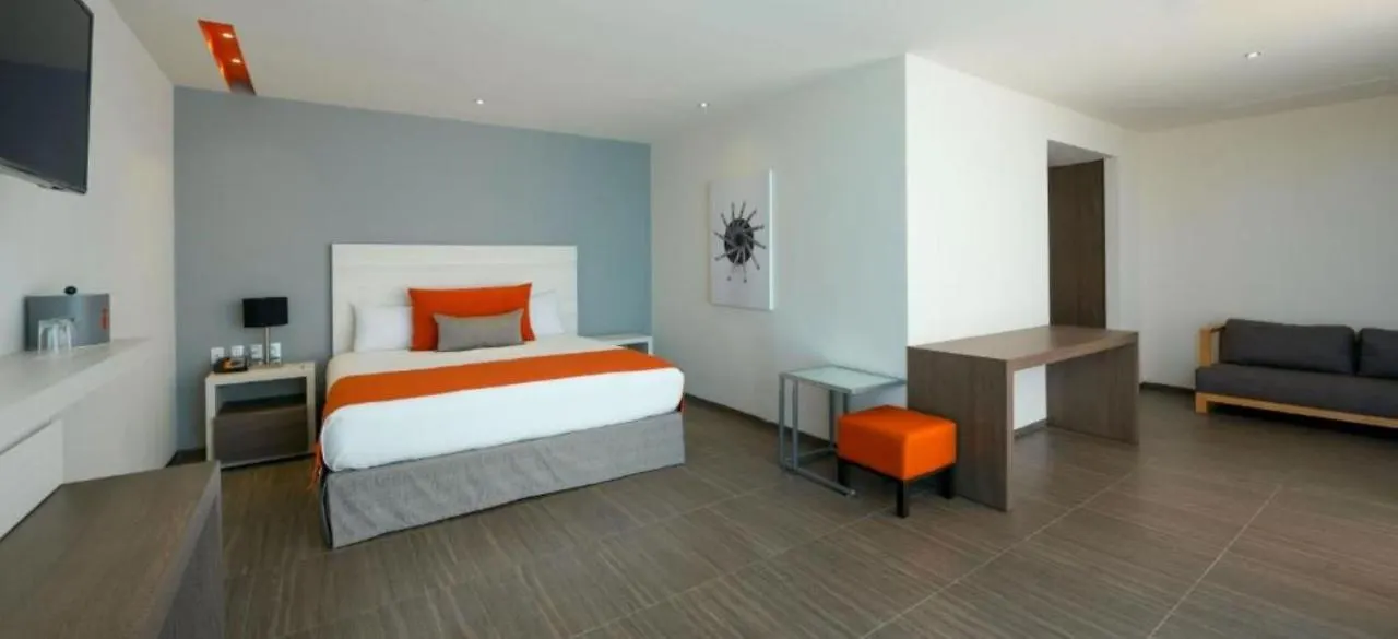 Real Inn Cancún Hotel